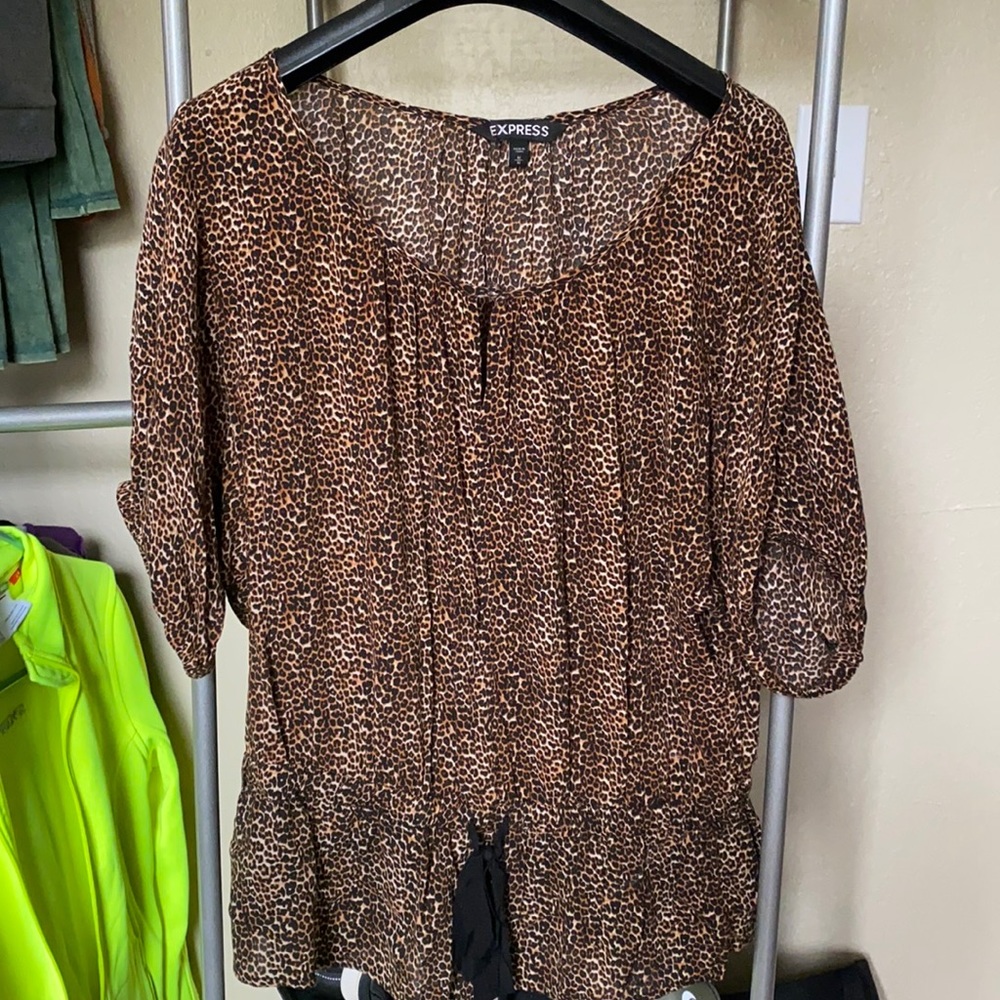 Express, Cheetah Print Top.
